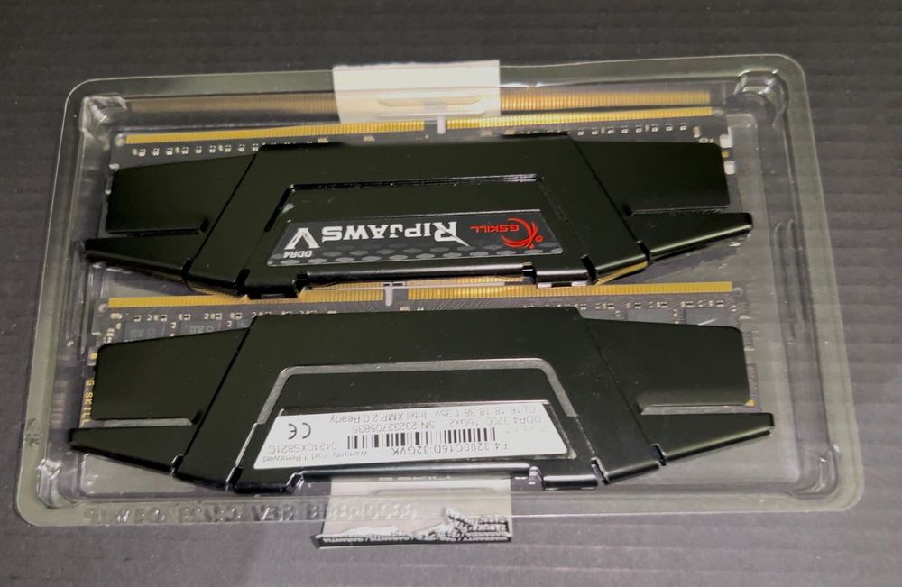 Modul de memorie DDR4 2x16 GB/3200 G.Skill Ripjaws Black