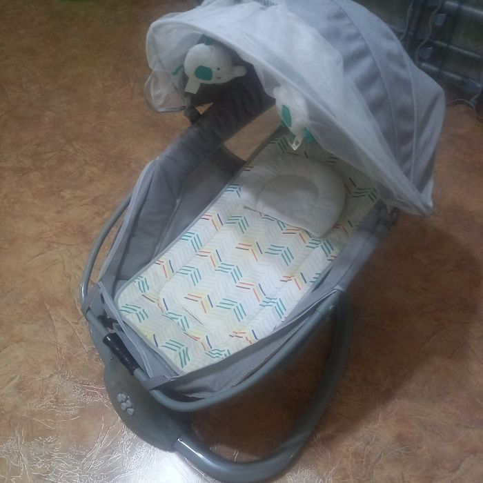 Шезлонг- качалка.