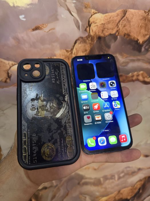 Продам телефон Айфон 13 128Gb