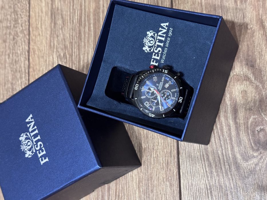 Ceas Festina barbatesc Nou,nepurtat Model negru,sport/elegant