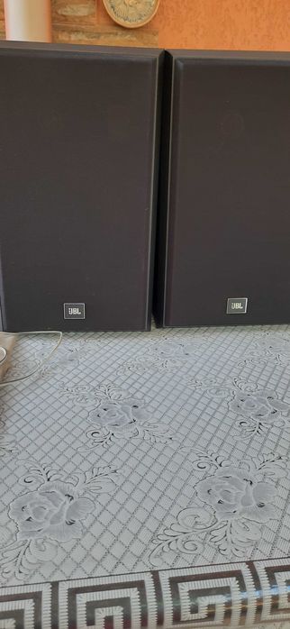 Linie muzicală cu boxe