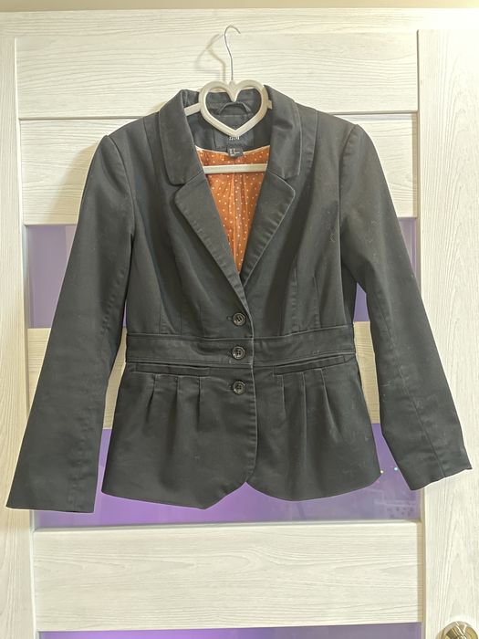 Дамско черно сако H&M