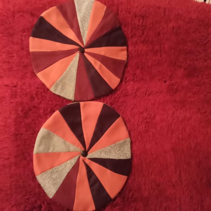 Декоративни коледни възглавнички ръчно изработени