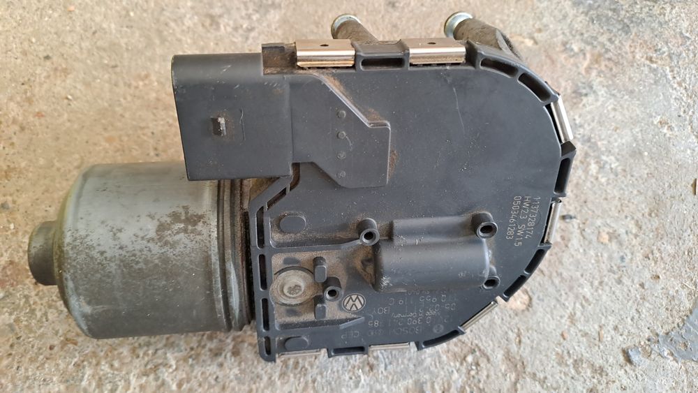 Моторче за чистачки туран 2005г.