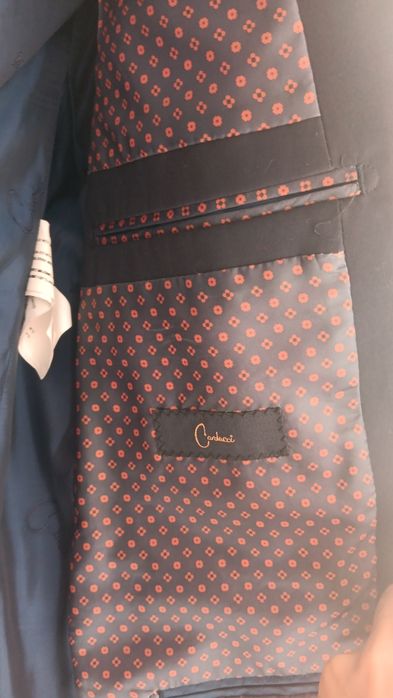 Костюм Cadducci и 2 бр.  ризи VEGEA