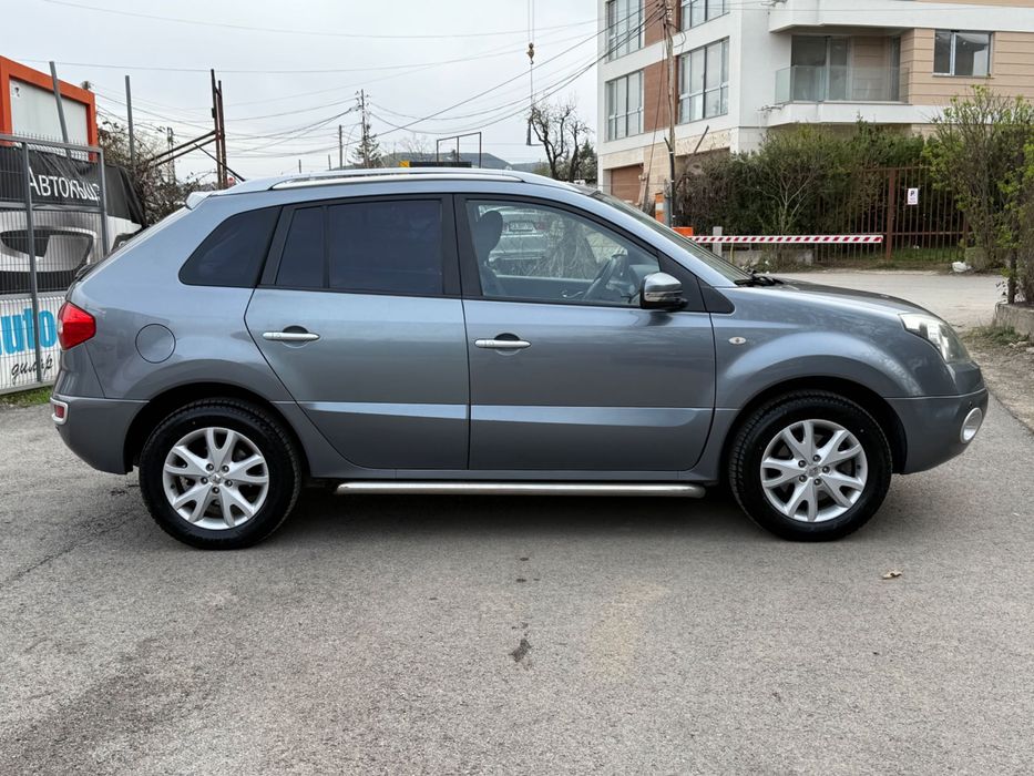 Тропа мотора Renault Koleos 2.0dCi(150 кс) 4x4/Нови Зимни гуми/Обслуже