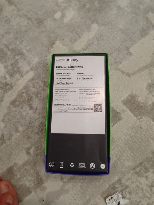 Infinix hot 30 play 8 8/128 ideal