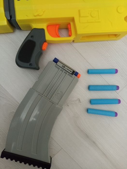 Автомат нёрф Fortnite