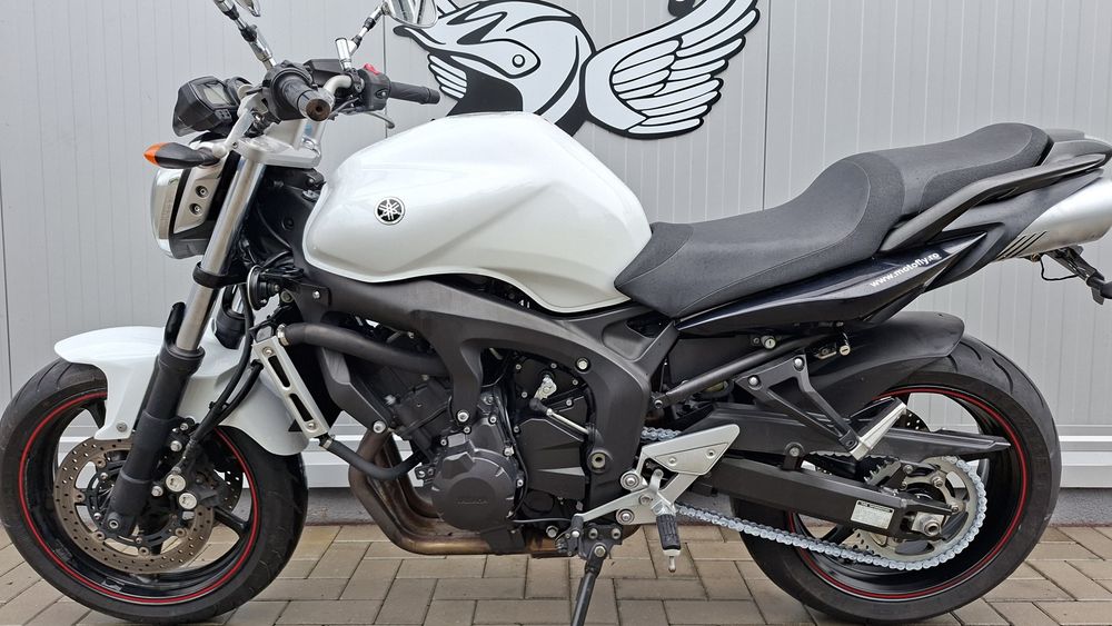 MotoFly vinde Yamaha Fz6 S2