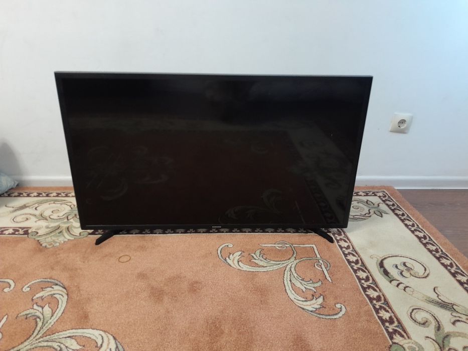 Продаю телевизор Samsung