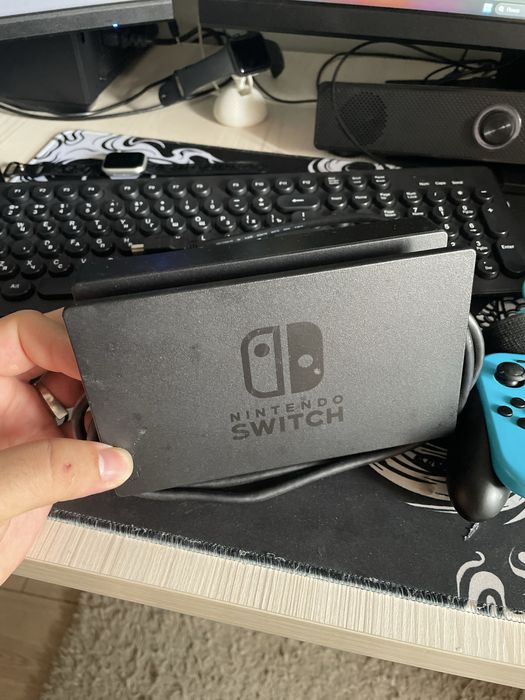 Продам nintendo switch