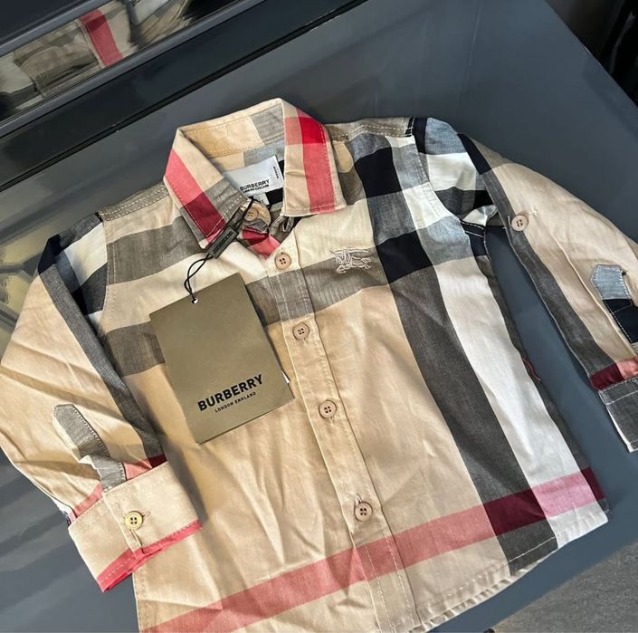 Camasa Burberry calitate premium