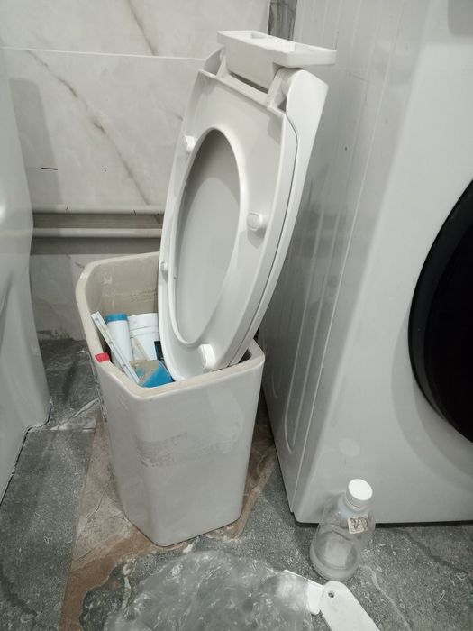 Продам унитаз в сборе