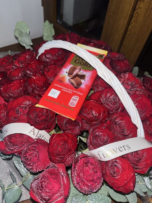 Продам цветы в корзинке