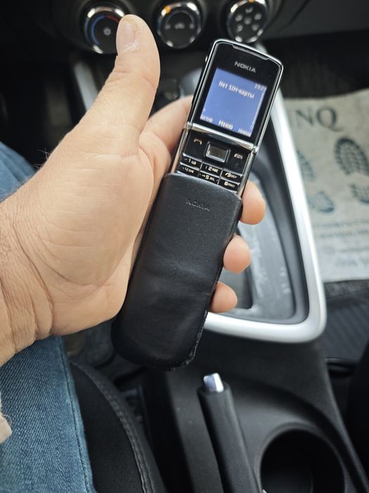 Нокиа 8800 сирокко