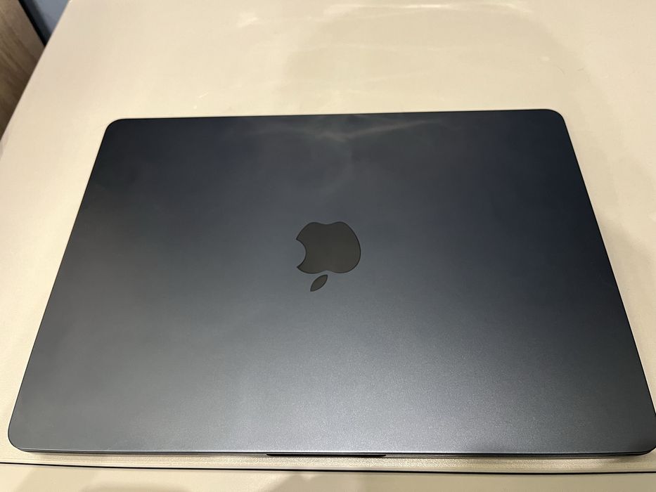 Macbook Air 2022 M2 | 8GB | 256GB