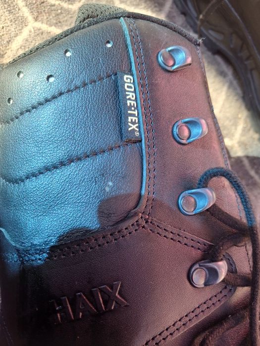 Ghete tare foarte bună aproape noi haix gere tex