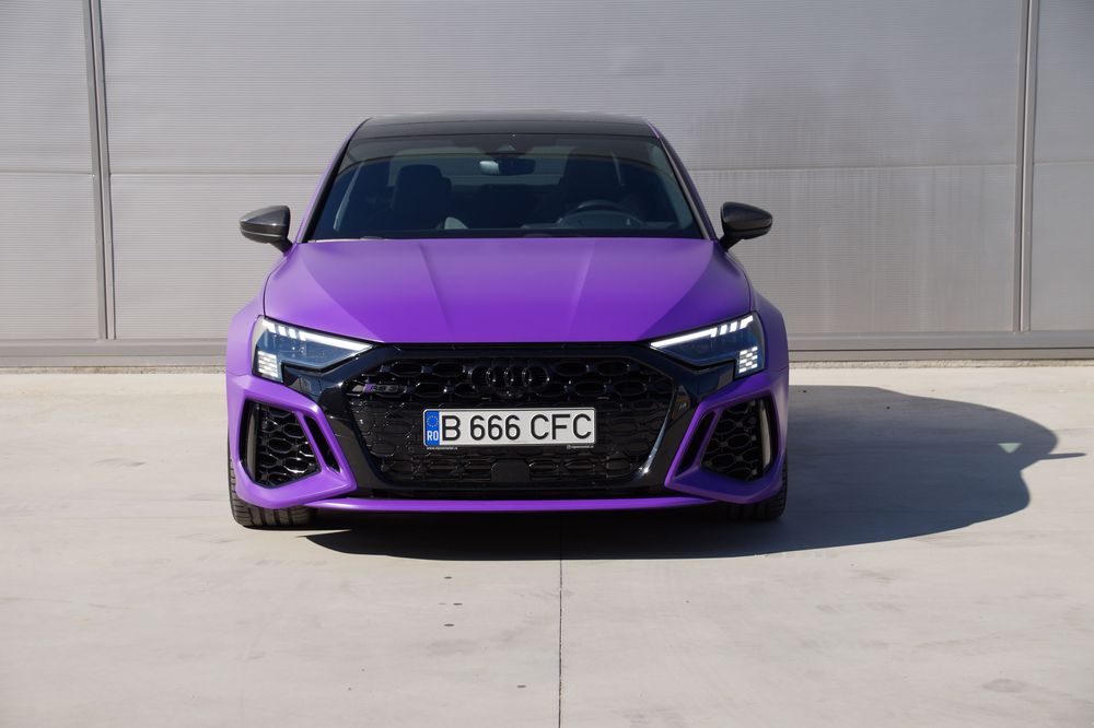 Audi RS3 limousine AKRAPOVIC