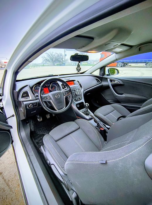 Opel Astra GTC 1.7 cdti Euro5 130 cai