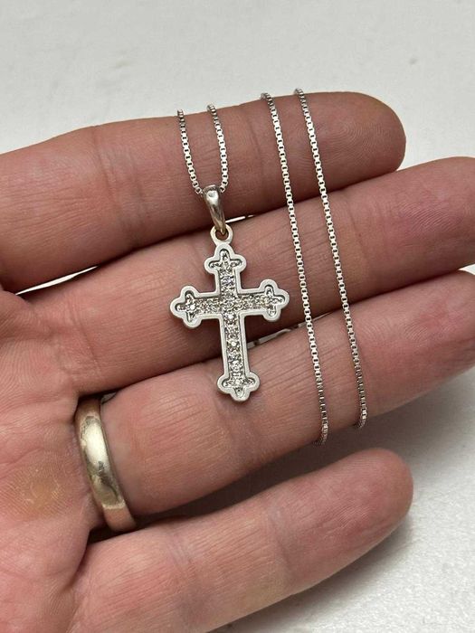 LANT + PANDANTIV AUR alb 18K - CRUCE - 16 Diamante = 0.16Ct - 6.3g !