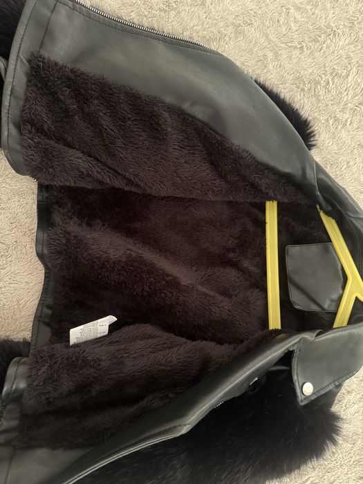 Черно кожено яке с пух XS/S