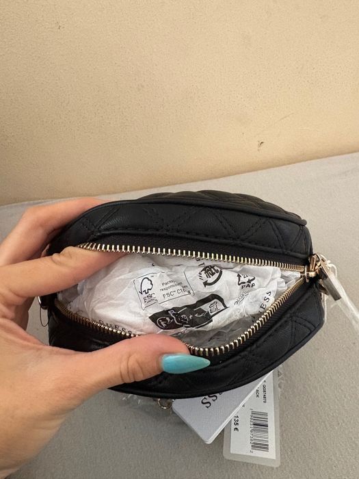 Нова оригинална дамска чанта на Guess