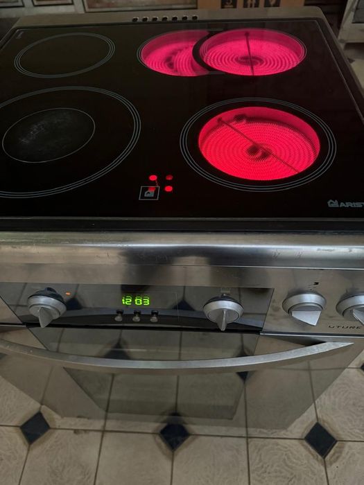 Продаётся электроплита