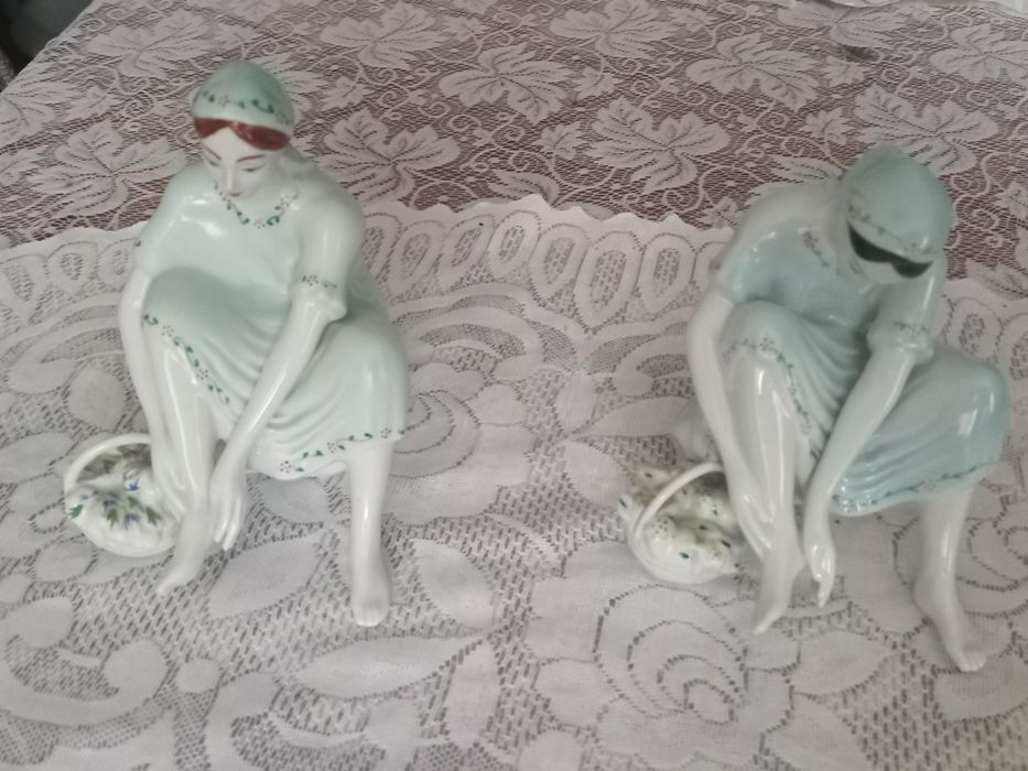 Figurine din porțelan