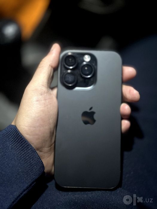 iPhone 16 pro  black