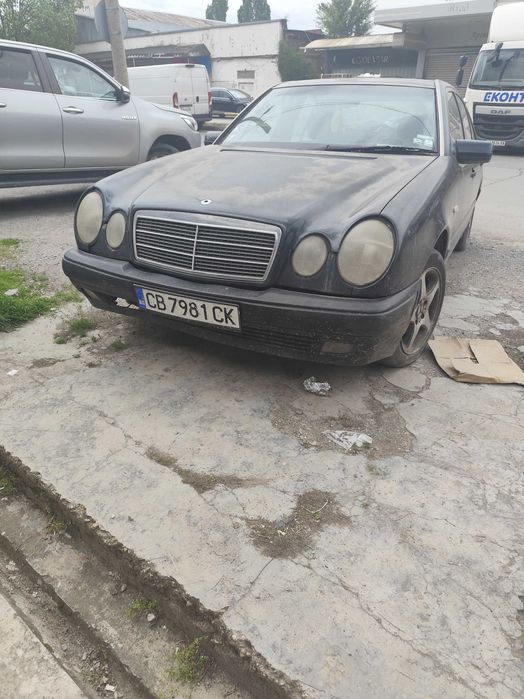 Мерседес Е 200 1996 г дизел