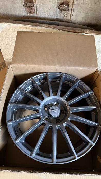 OZ Racing Superturismo LM