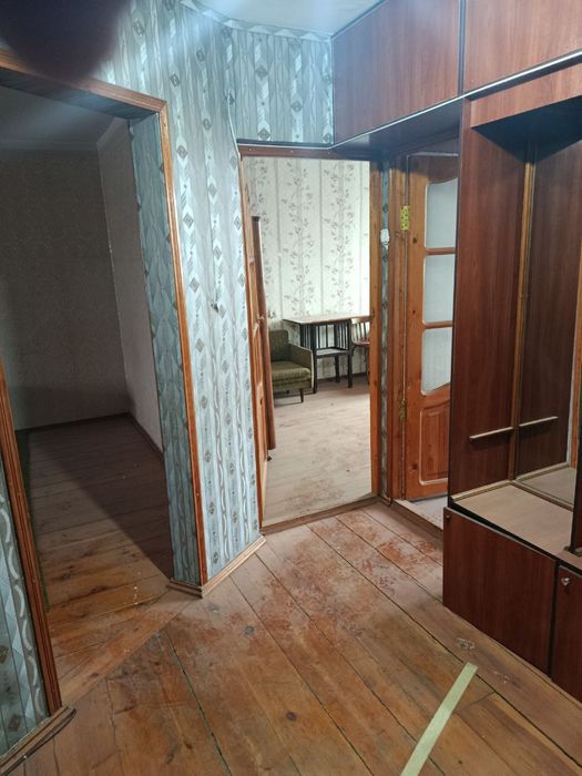 3/5/5 Халк банк Чиланзар 2 2/6балкон 74000&