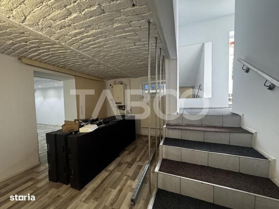 Spatiu comercial de inchiriat 4 camere 85 mpu Central Sibiu