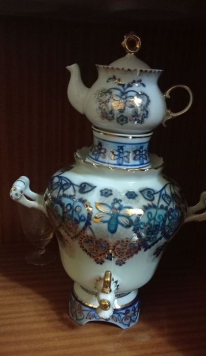 Форфорный самавар Коростень
