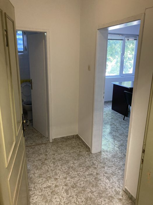 Дава се под наем Офис в Харманли - 30 кв.м за 178.5 € - Снимка #3