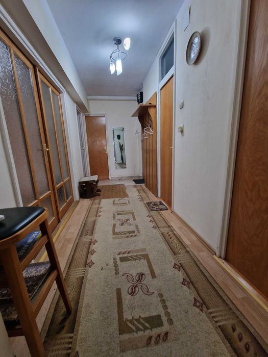 Persoana fizica vand apartament 3 camere72,5mp