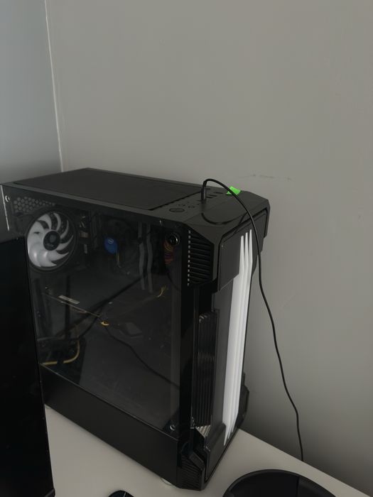 Пълен Геймърски Сетъп: i5-10400F / GTX 1660 / 180Hz MSI / Razer