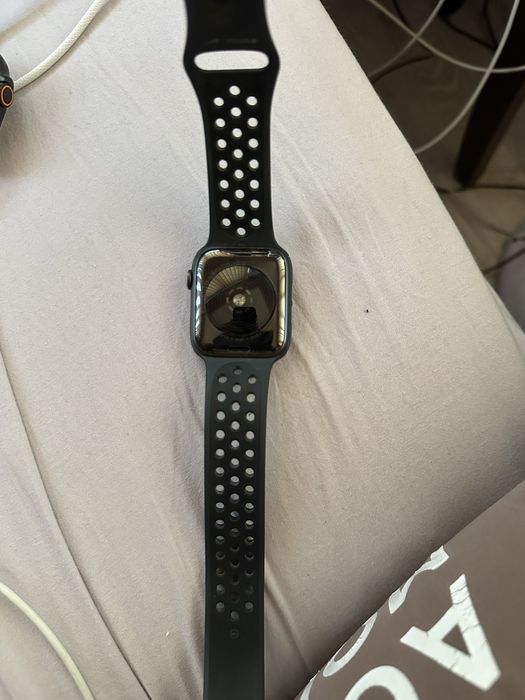 Apple watch se [1st gen] Nike edition 44mm