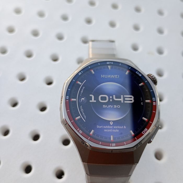 Продавам Huawei gt6