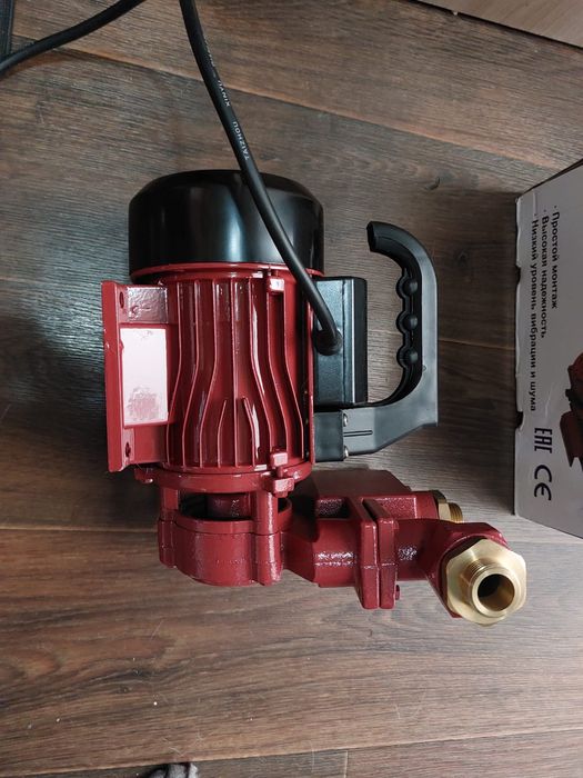 Насос самовсасывающий "URAGAN"