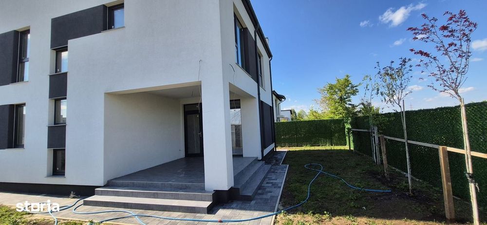 Vila 4 camere Balotesti