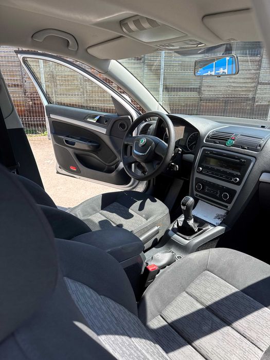 Skoda Octavia 2013 1.6 tdi benzina