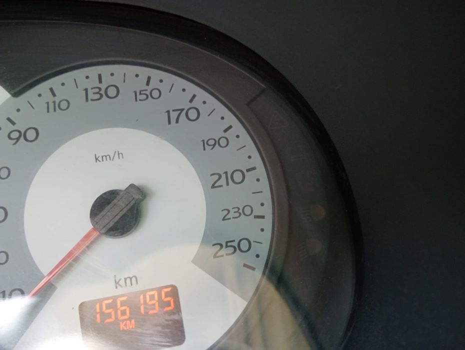 Vând Renault Symbol