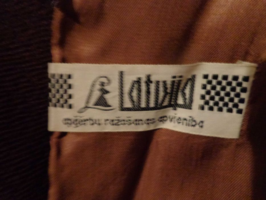 Воротник из норки на пальто. Производство Л