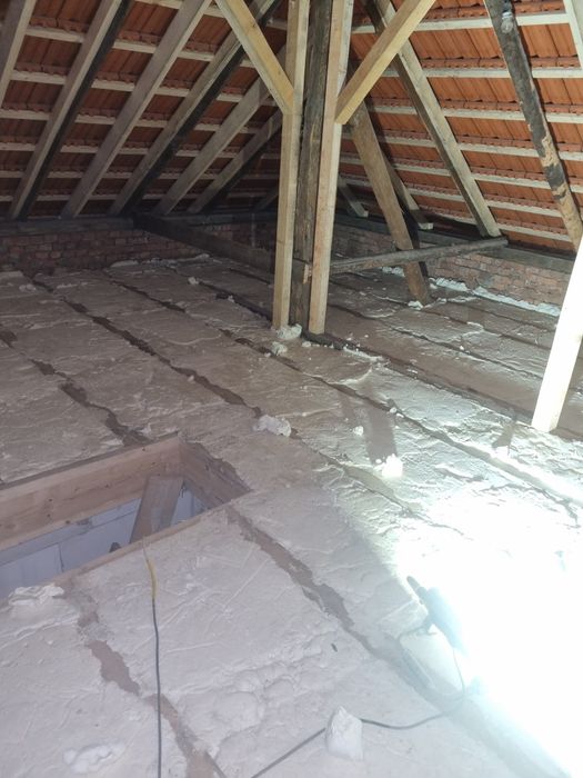 Izolatii spuma poliuretanica