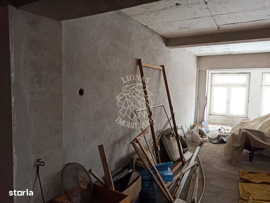 Spatiu birou 600 mp-2 nivele-parcari-Zona Str. Libertatii