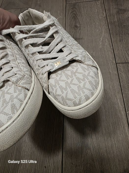 Lot Adidași Michael Kors purtați dar in stare bună mărimea 37