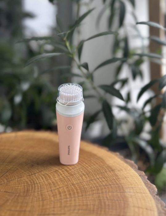 Perie mini de curatare fata