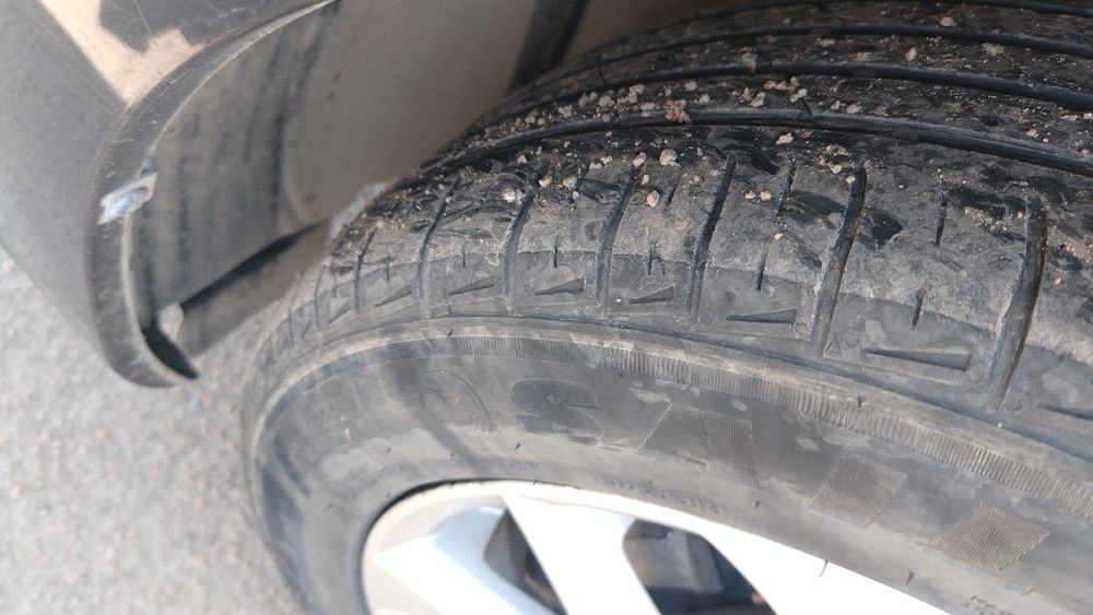 Продам резину в отличном состоянии