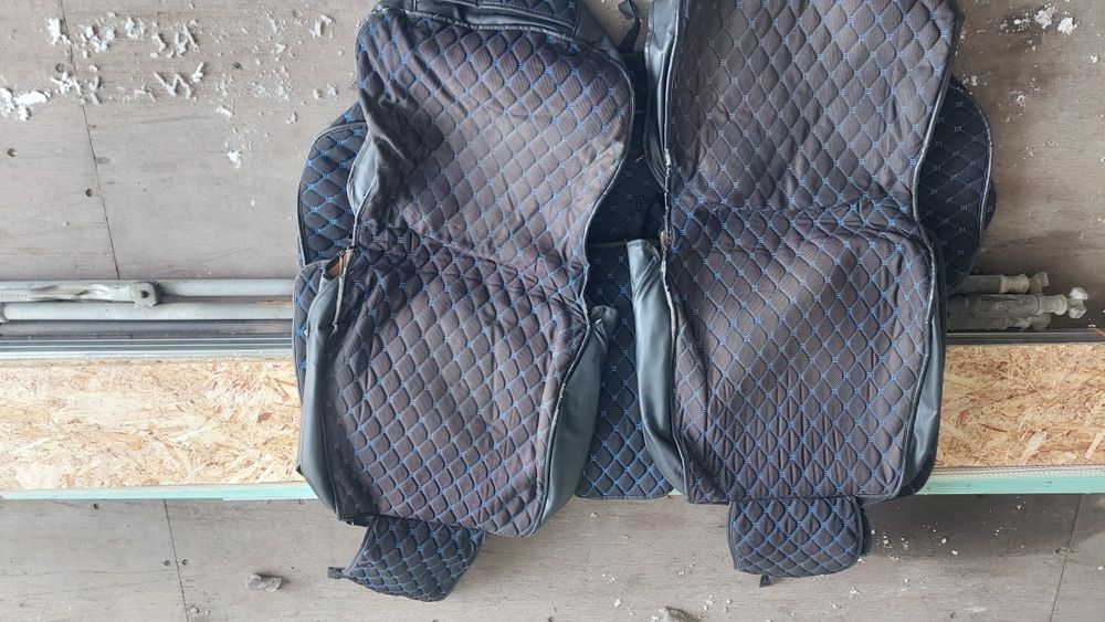 Авточехлы универсальные б/у